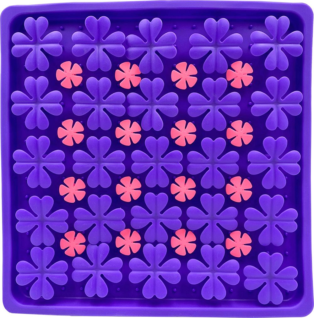 Better Natural Treats Flower Treat Mat