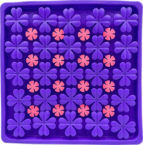 Better Natural Treats Flower Treat Mat