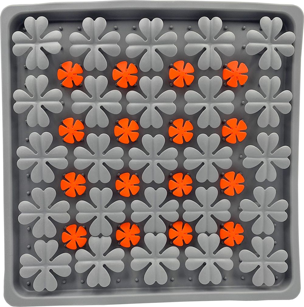 Better Natural Treats Flower Treat Mat