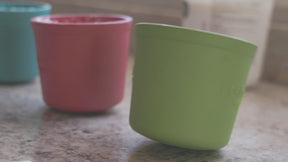 LickiMat Yoggie Pot Green